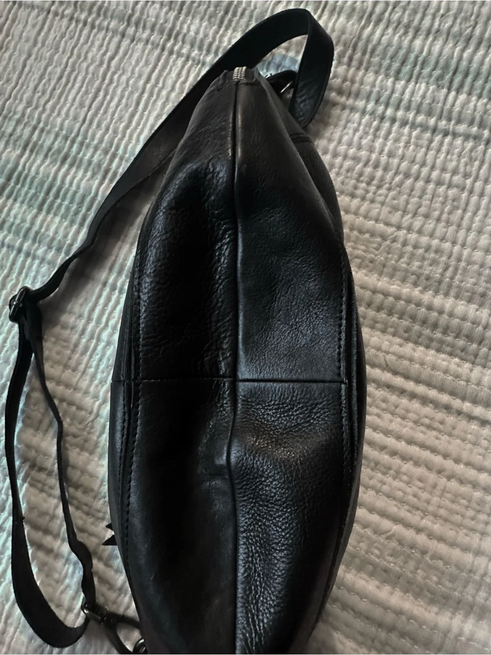 Latico Black Full-Grain Leather Callie Sling Crossbody - EUC - Picture 4 of 16